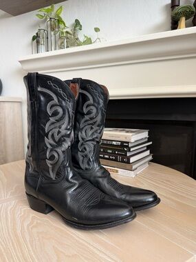 Dan Post|Black Leather Cowboy Boots with western Embroidery,size 12•••Quality